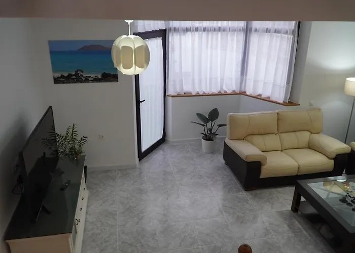 Roset بيت للعطل